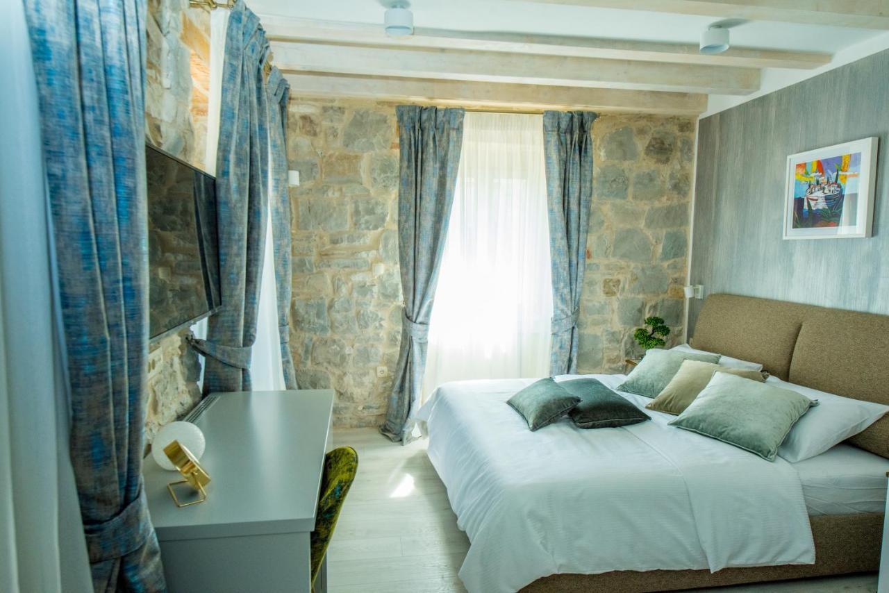 Heritage Villa Vitturi Sea View คาชเตลา ภายนอก รูปภาพ